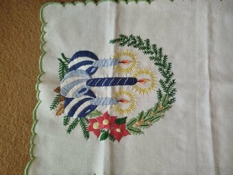 Ručne vyšívané obrusy. - 5