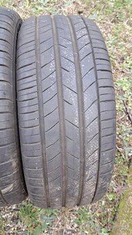 225/45R17 Kumho - 5