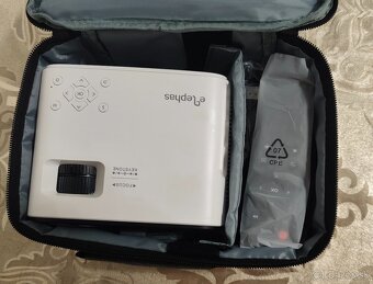 FullHD LED prenosný projektor - 5