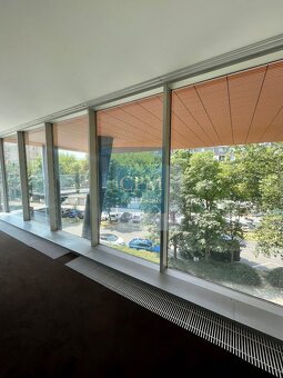Ponúkame na predaj 3. izbový veľký byt s terasou v projekte - 5
