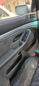 Bmw e39 rozpredam diely čierna stropnica - 5
