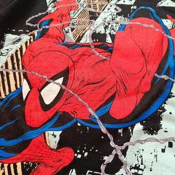 Huf x Marvel čierne tričko s veľkou potlačou Spider-man M - 5