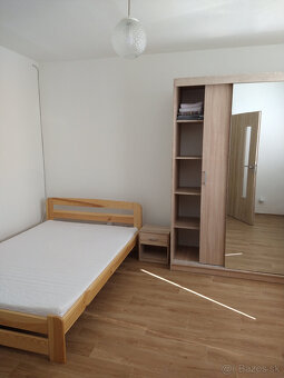Jednoizbový byt v Žiari nad Hronom - prenájom - 5