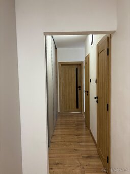 Predaj 3-izbový zrekonštruovaný byt Skalica - 5