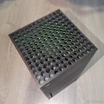 Xbox Series X 1 TB + 2x ovládač - 5