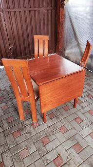 Jedálenský stôl z masívu + 4x stolička - 5