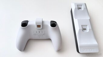 VENOM dokovacia stanica VS5001 - 5