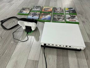 Xbox One X 1TB - 5