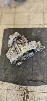 Prevodovka 6q 2.0 tdi 103kw - 5