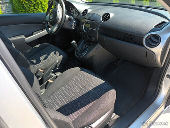 Mazda 2 1.4 diesel klima facelift rok 2011 - 5