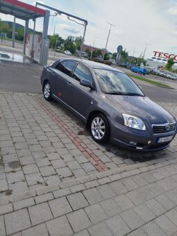Predám toyota avensis - 5