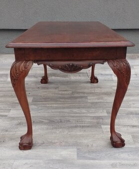 Stolík konferenčný v štýle Chippendale. - 5