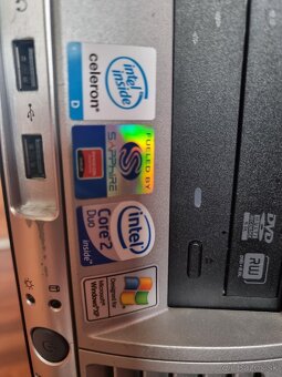 Ponukam na predaj stolny počìtač hp - 5