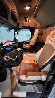 Závesy + bordura Holandský štýl Actros MP5 interiér - 5