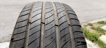 Letné pneu 215/45 R18 --- MICHELIN - 5