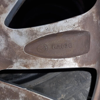 Mazda disky 5x114,3 R16 6,5J ET52.5 - 5