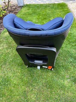 Britax Romer Dualfix M i-Size Tmavomodrá farba - 5