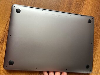MacBook Air 2019 13” - 5
