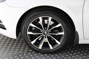 HYUNDAI i40 Business 1,7 CRDi 104 kW A/T - 5