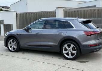 ✔️ Audi E-tron 50 quattro Advanced - 5