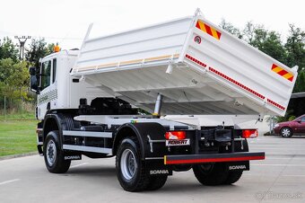 SCANIA P440 4X4 TROJSTRANNÝ SKLÁPAČ / VYKLÁPAČ 53.000KM EU5 - 5