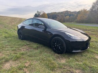 Tesla model 3 Refresh Štandard Range - 5