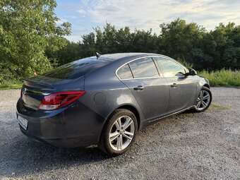 Opel Insignia 1.8 - 5