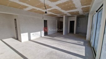 Novostavba- 3izbovy byt s balkónom a obrovskou terasou 180m - 5
