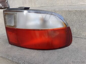 Zadne spolujazdcove svetlo na kia sephia - 5