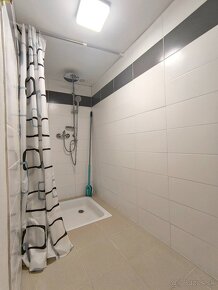 RD SAUNA GARÁŽOU KRBOM VONKAJŠÍM KRBOM POLOMKA HOREHRONIE - 5