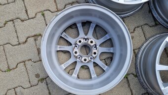 BMW disky Styling 390 16" 7Jx16 H2 ET31 5x120 - 5