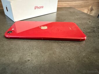 iPhone SE Red 2020 - 5