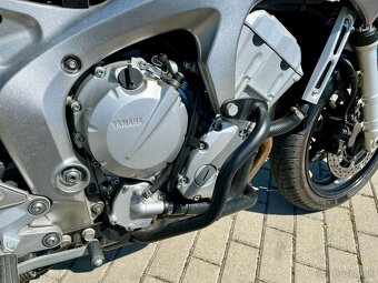 YAMAHA FZ6-S - 5