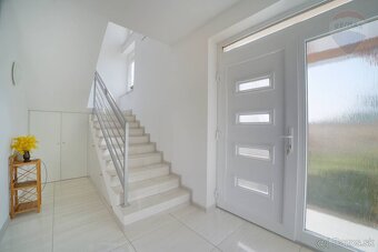 NOVOSTAVBA 4 IZBOVÝ RODINNÝ DOM DUNAJSKÁ LUŽNÁ - 5