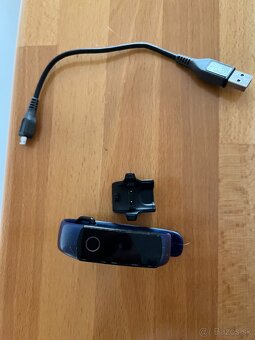 Honor Band 5 vo farbe Midnight Navy. - 5