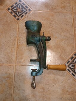 Retro mlynčeky na mäso ovocie - 5