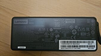 Lenovo ThinkPad Universal USB-C Dock 40AY - 5