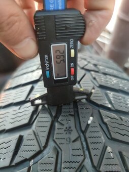 Zimne Nokian 195/55/R20 - 2ks, 5,8-6mm, dot: 3918 - 5