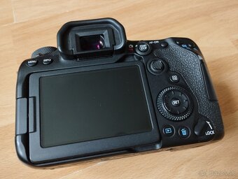 Canon 90d - 5