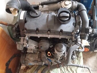 Predám motor 1.9 TDI 96 kw kód motora ASZ - 5