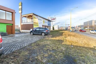 Exkluzívné kancelárske priestory / showroom - 160m2, 5x park - 5