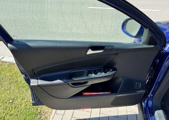 Volkswagen Passat 2,0 TDI COMBI nafta manuál 125 kw - 5