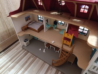 Detský domček so stajňou - 5