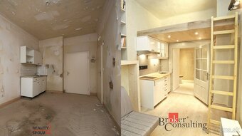 Zhodnotenie 50 % momentom kúpy | TRI lukratívne byty v centr - 5