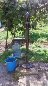 Ručná pumpa na vodu - 5