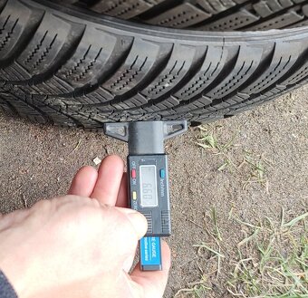 Sada zimních pneu Hankook 185/55 R15 - 5