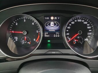 Volkswagen Passat Variant 2.0 TDI EVO Elegance DSG - 5