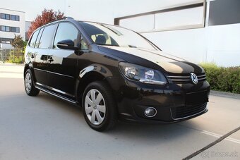 Volkswagen Touran 1.6 TDI DSG - 5