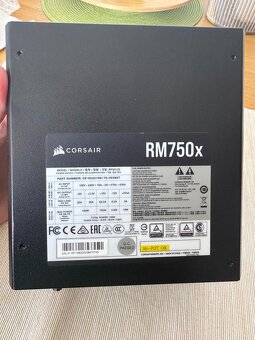 Corsair RM750x (2021) - 5