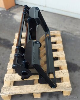 Adapter JCB, bobcat na EURO traktor, čelný nakladač - 5